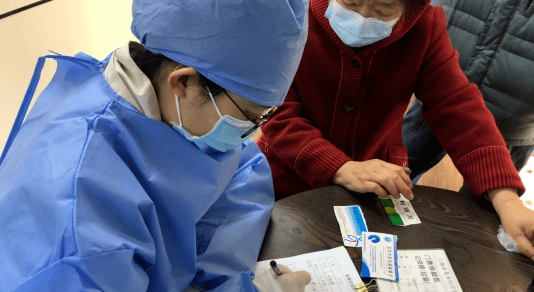 白银24小时套医保卡回收商家(急用钱24小时医保提取)