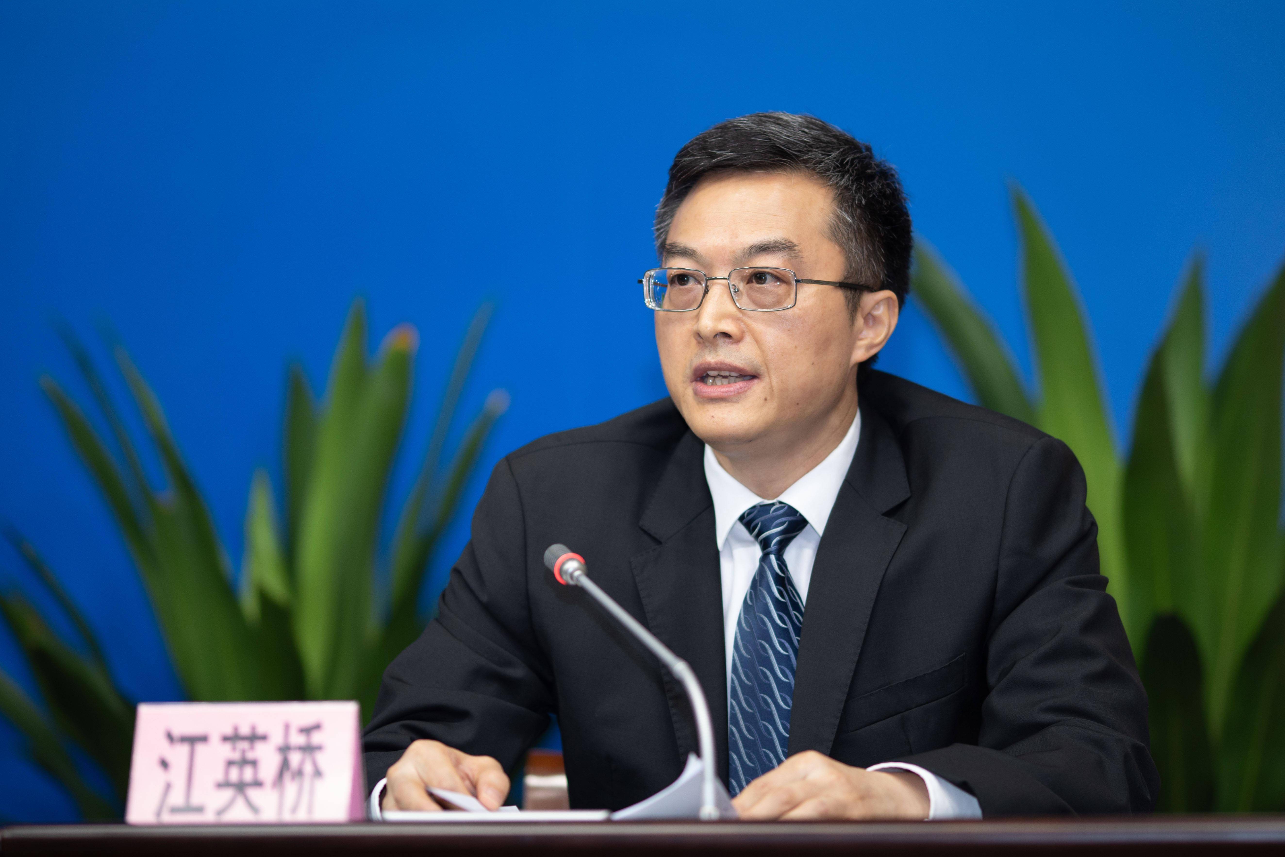 白银广州24小时套医保卡(广州哪里可以套社保卡)