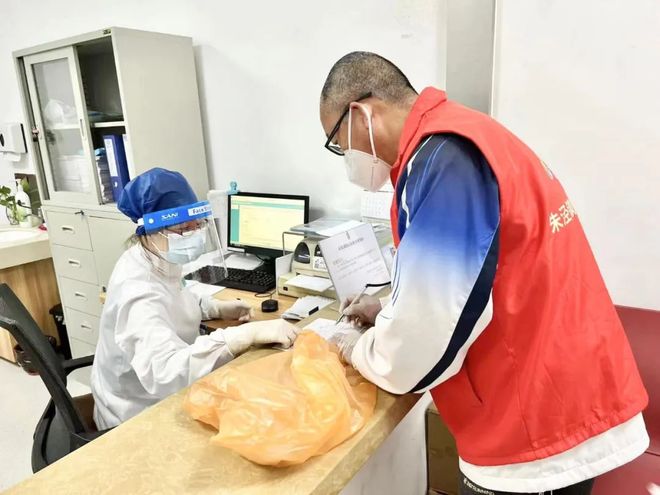 白银24小时高价回收医保(24小时高价回收医保医保套出)